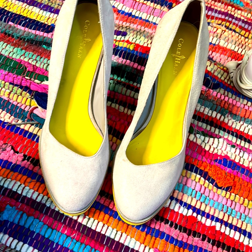 Cole haan platform pump yellow gray